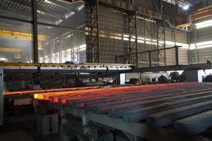 Stainless steel sheet distributor